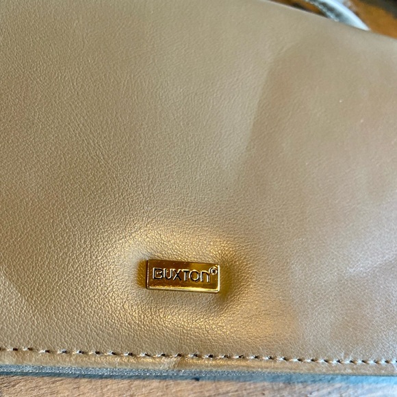 💥Buxton Crossbody Wallet💥 - Picture 3 of 14